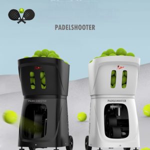 Padelshooter Smart Pro with padel player